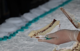 BC 58 anos: mais de 10 mil fatias de bolo foram distribuídas à população