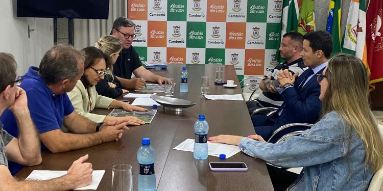Camboriú e Balneário Camboriú unem forças em prol soluções para o transporte coletivo