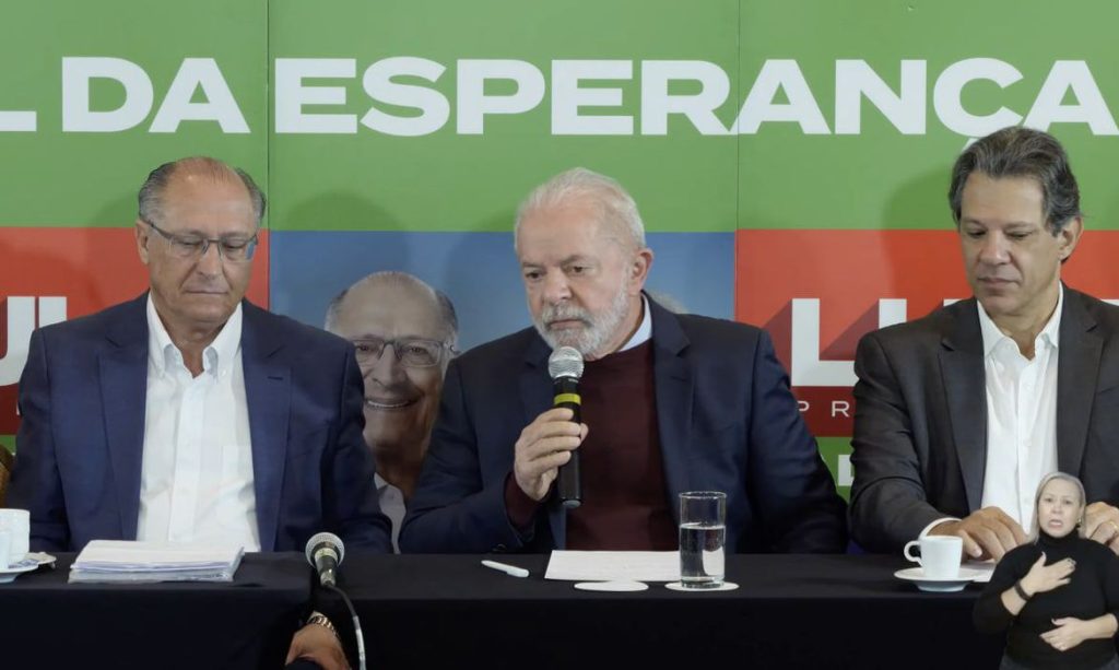 Lula quer universalizar o acesso ao ensino superior