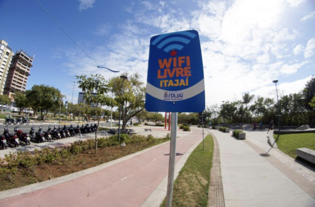 Wi-Fi Livre de Itajaí atinge a marca de 200 mil usuários cadastrados
