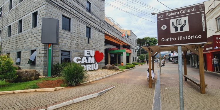 Prefeitura de Camboriú terá ponto facultativo na quinta-feira, dia 6