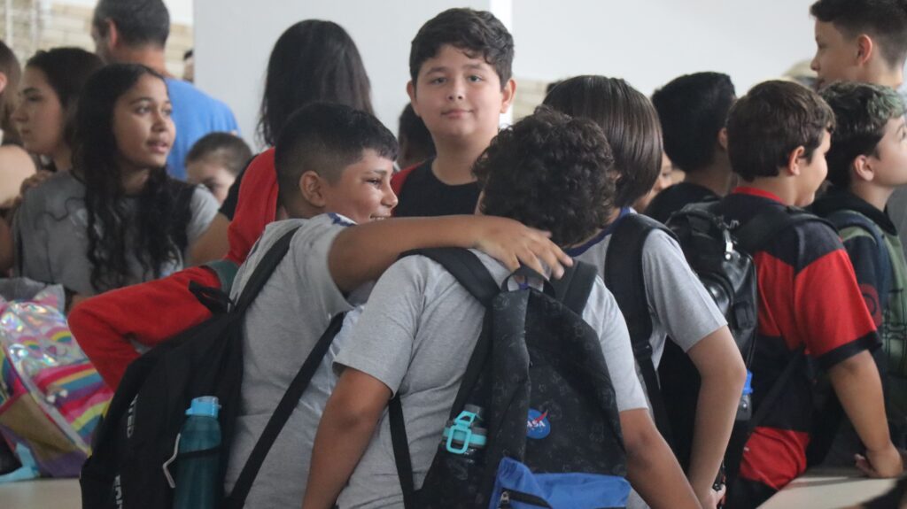 Rematrícula do Ensino Fundamental inicia na segunda-feira em Balneário Camboriú