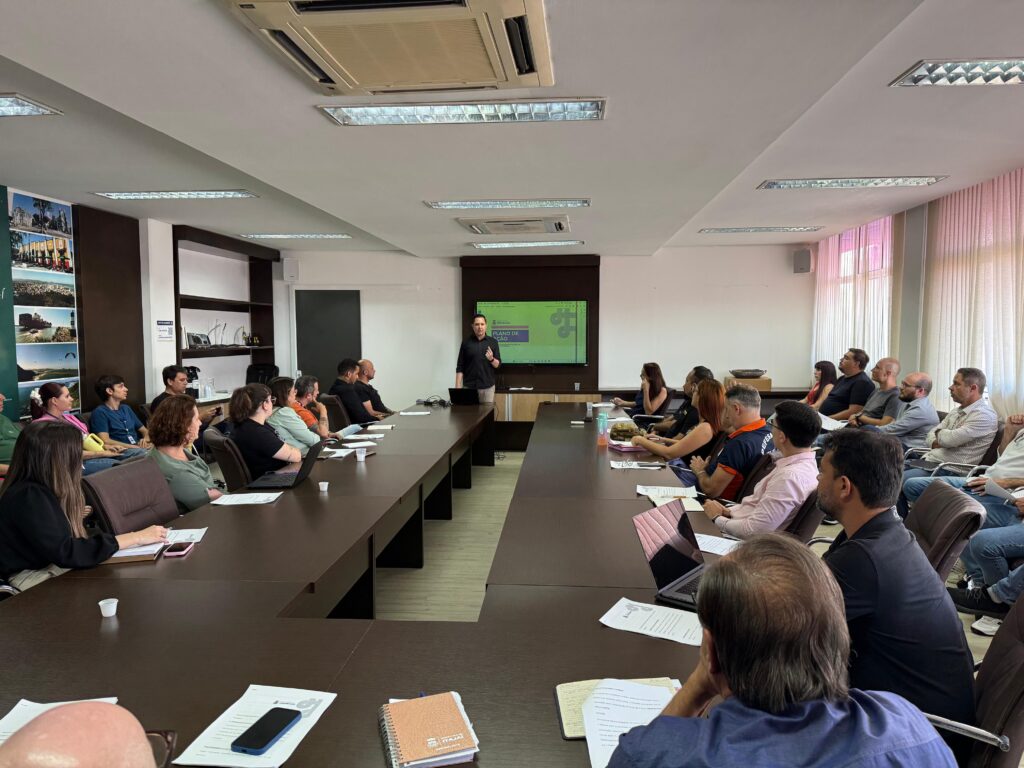 Secom de Itajaí planeja comunicação mais inclusiva e organizada para 2025
