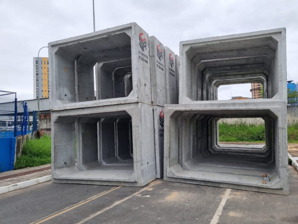 Transporte de galerias para macrodrenagem da Orla Norte inicia em BC