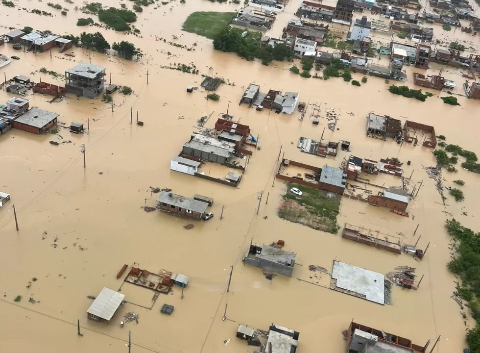 Camboriú orienta os atingidos pelas enchentes como sacar o FGTS