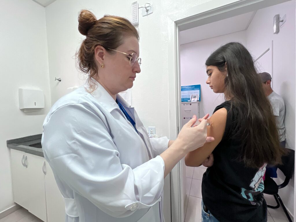Vacinação contra a dengue continua em Balneário Camboriú com baixa procura