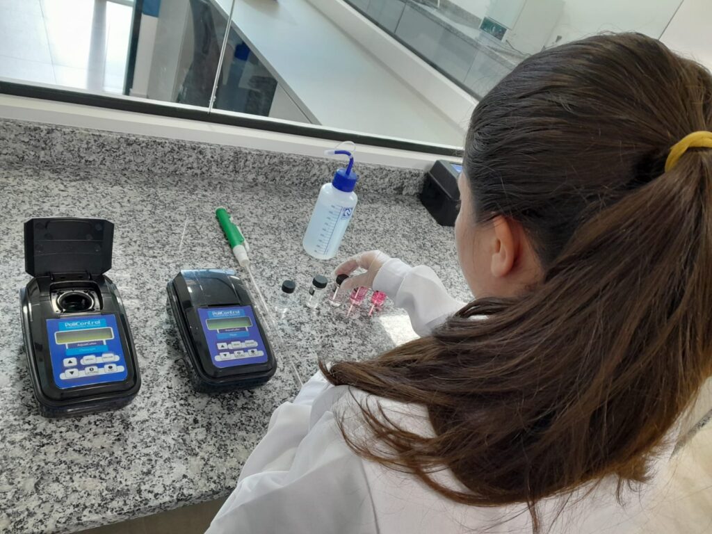 Qualidade da água é monitorada de forma contínua em Camboriú