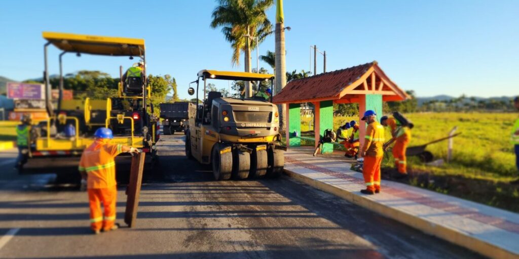 Camboriú reforça segurança no trânsito com novas faixas e lombadas