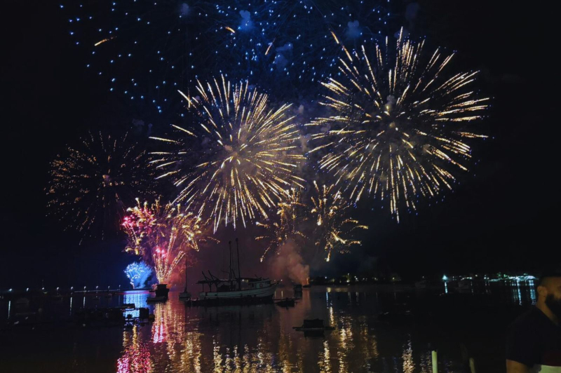 Itajaí recebe 2026 com Réveillon histórico, fogos e shows nacionais