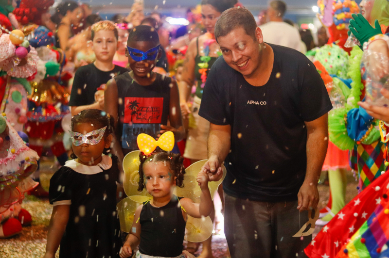 Vila do Carnaval Papa-Siri reúne mais de 60 mil foliões em cinco dias de festa