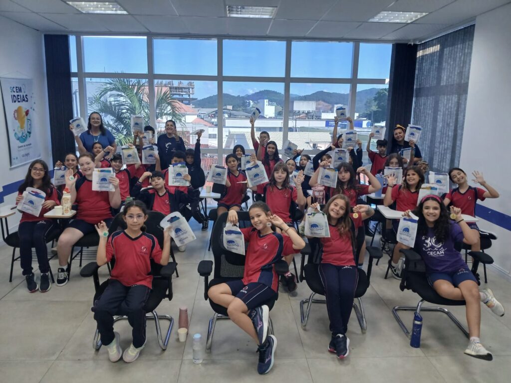 Programa Portas Abertas, da Águas de Camboriú, recebe mais de 60 alunos durante visita técnica