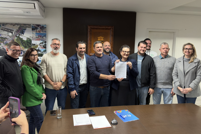 Itajaí amplia atendimento a autistas com aditivo que garante 100 novas vagas na AMA