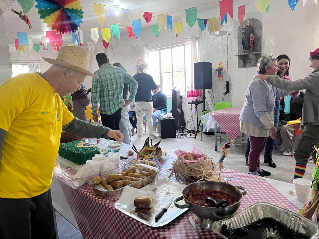 Festa Junina celebra tradição e alegria no Lar dos Idosos de Balneário Camboriú