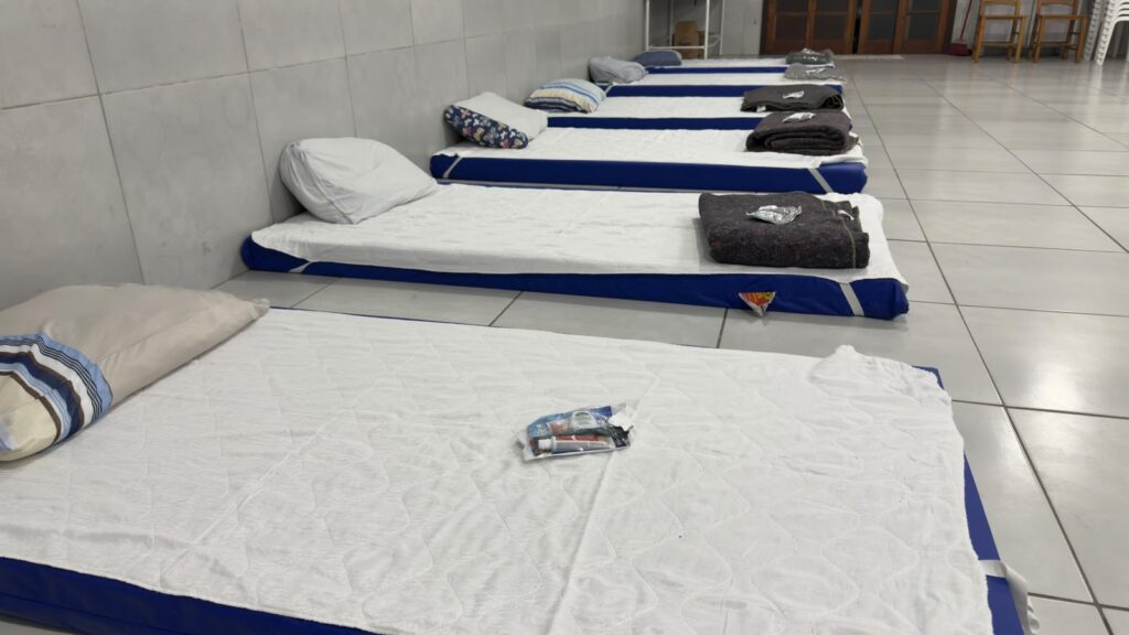 Itapema ativa Abrigo de Inverno para proteger moradores de rua do frio intenso
