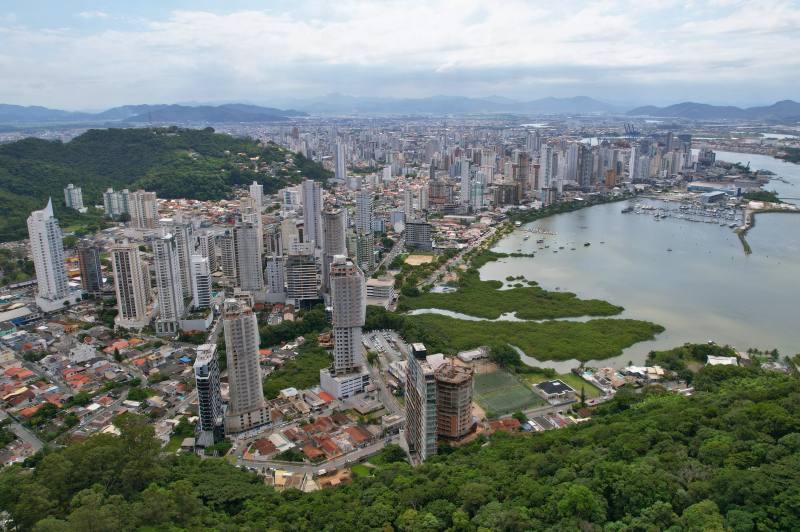 Itajaí lançará quatro novas plataformas digitais para modernizar a gestão pública municipal