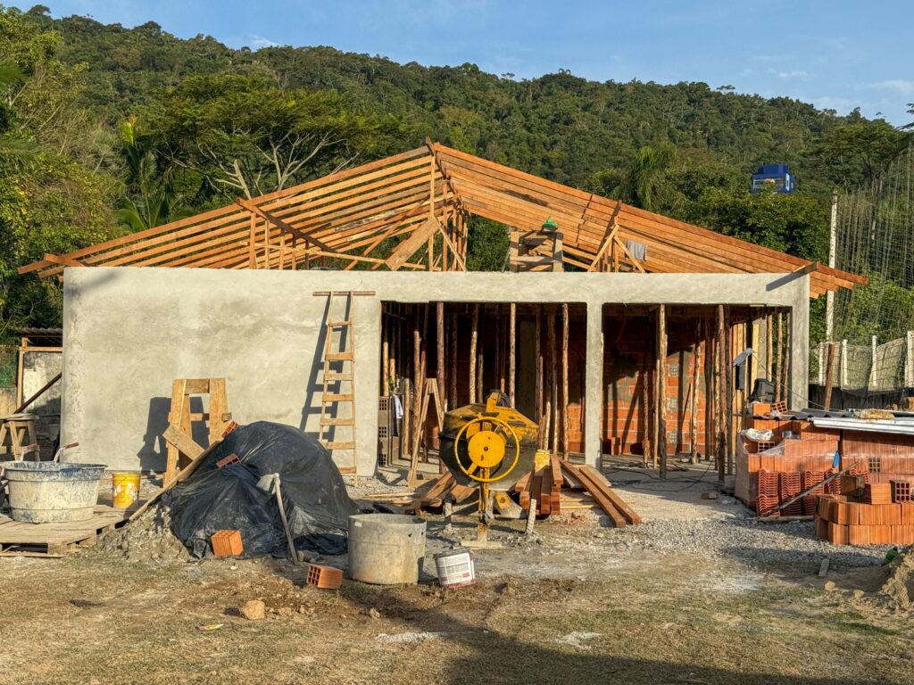 Novos vestiários do Campo de Taquaras ganham forma com investimento de R$ 340 mil