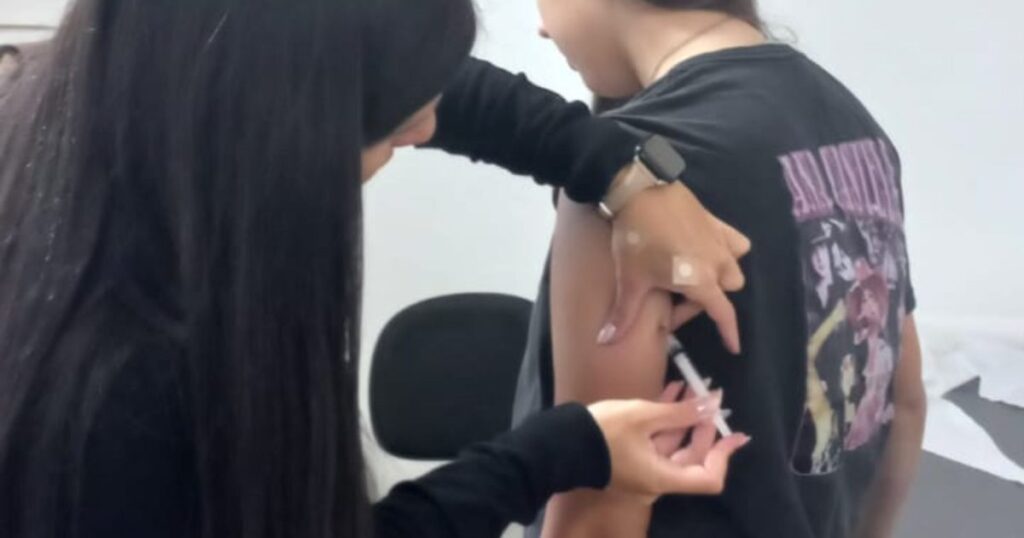 Camboriú realiza multivacinação na UBS do Braço e aplica 45 doses em um dia